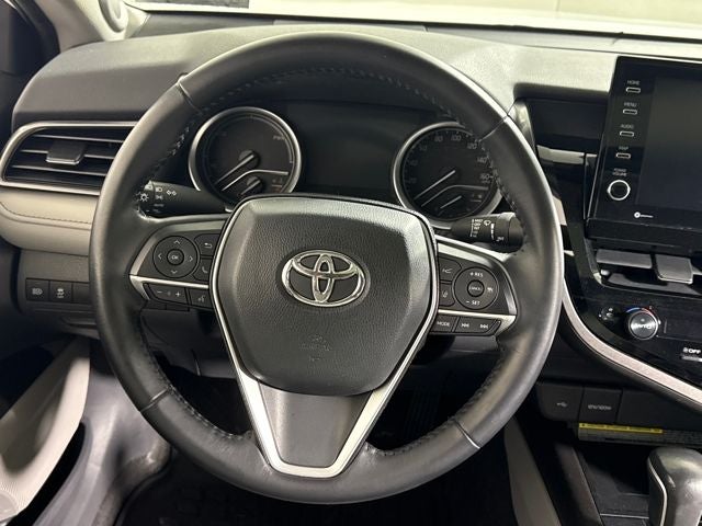 2021 Toyota Camry Hybrid XLE