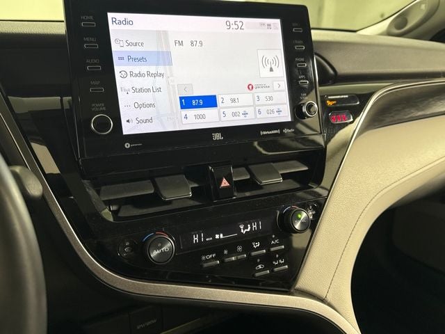 2021 Toyota Camry Hybrid XLE