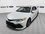 2021 Toyota Camry Hybrid XLE
