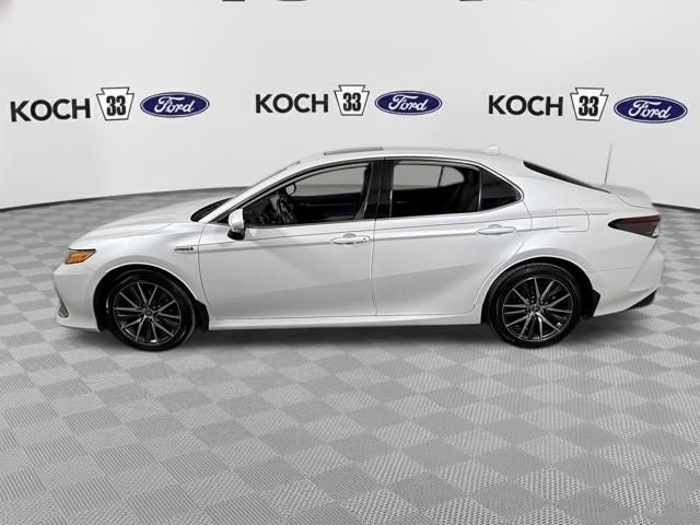 2021 Toyota Camry Hybrid XLE