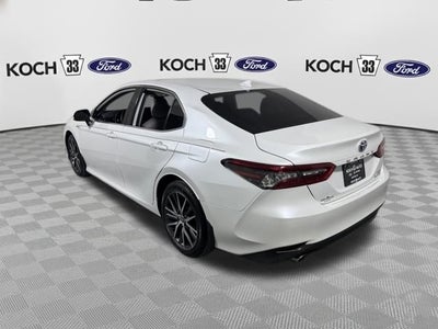 2021 Toyota Camry Hybrid XLE