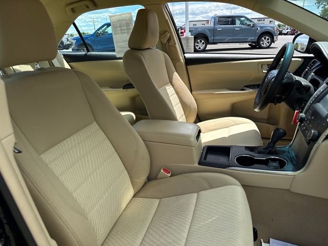 2016 Toyota Camry LE