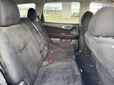 2015 Nissan Pathfinder S