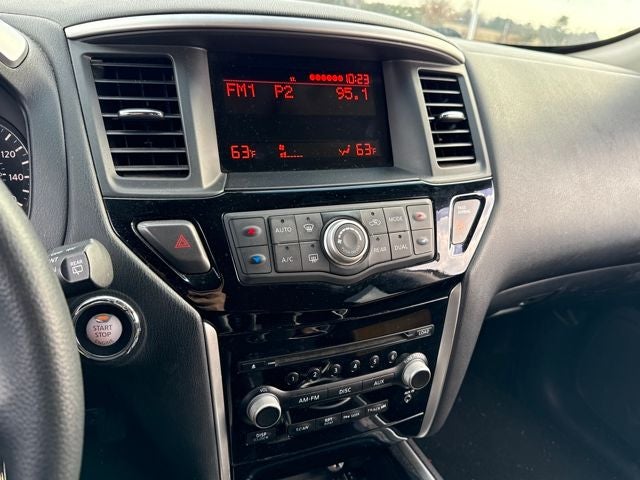 2015 Nissan Pathfinder S