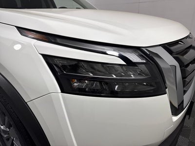 2024 Nissan Pathfinder S