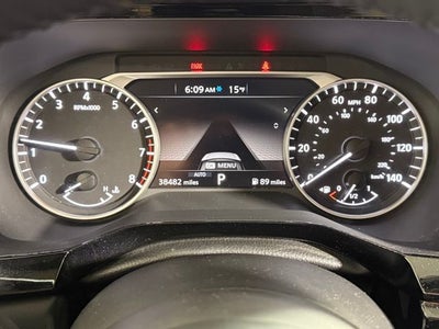 2024 Nissan Pathfinder SV