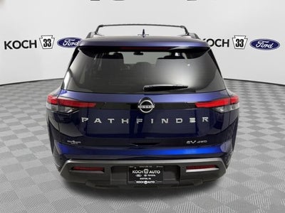 2024 Nissan Pathfinder SV