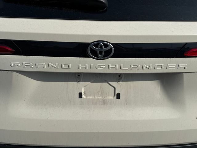 2024 Toyota Grand Highlander XLE