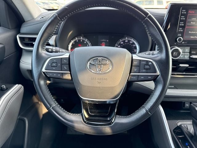 2021 Toyota Highlander LE