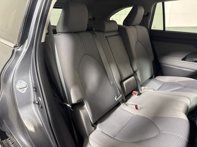2022 Toyota Highlander LE