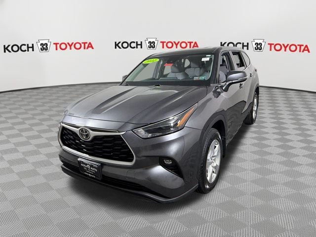 2022 Toyota Highlander LE