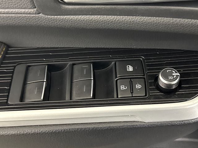 2025 Toyota Sienna Woodland Edition 7 Passenger