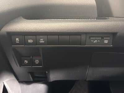 2024 Toyota Sienna XSE 7 Passenger