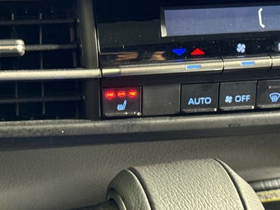2023 Toyota Sienna XSE 7 Passenger