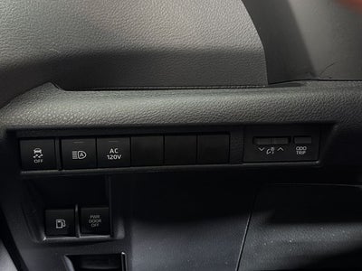 2023 Toyota Sienna XSE 7 Passenger