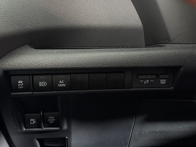 2023 Toyota Sienna XSE 7 Passenger