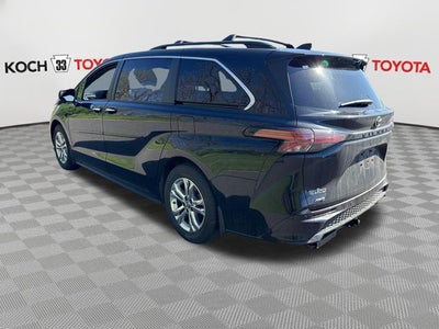 2023 Toyota Sienna XSE 7 Passenger