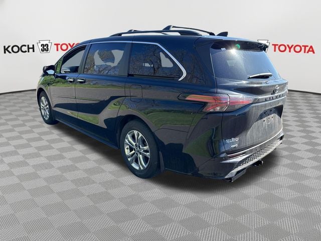2023 Toyota Sienna XSE 7 Passenger