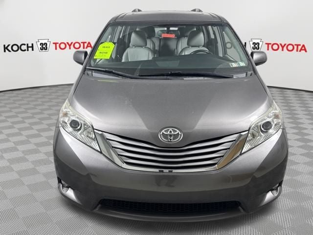 2017 Toyota Sienna XLE Premium 7 Passenger