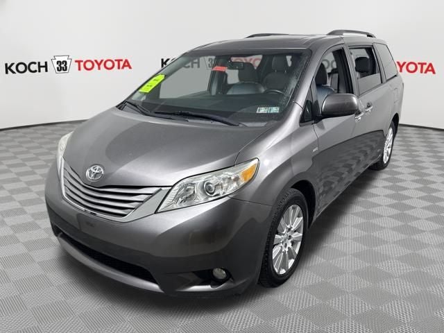2017 Toyota Sienna XLE Premium 7 Passenger