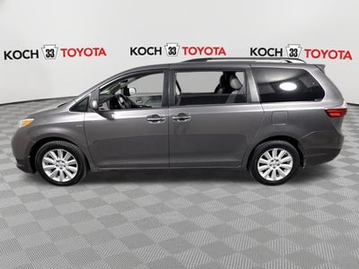 2017 Toyota Sienna XLE Premium 7 Passenger