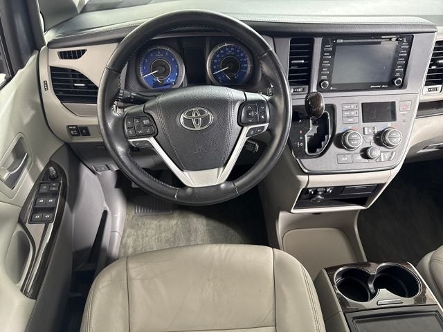 2018 Toyota Sienna XLE 7 Passenger