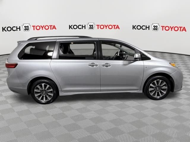 2018 Toyota Sienna XLE 7 Passenger