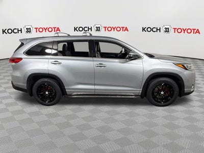 2017 Toyota Highlander Limited