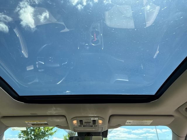 2022 Toyota Highlander Hybrid Platinum