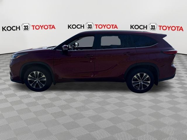 2023 Toyota Highlander Hybrid XLE