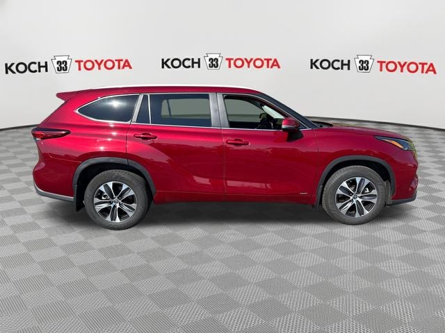 2023 Toyota Highlander Hybrid XLE