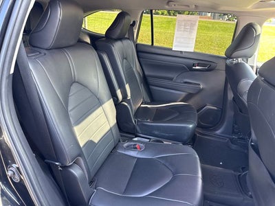 2023 Toyota Highlander Hybrid XLE