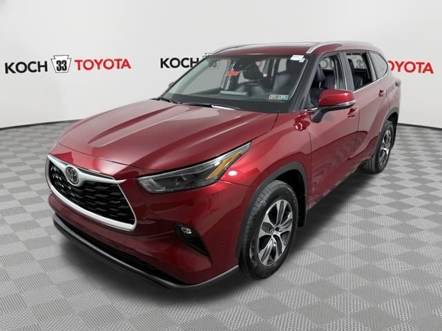2025 Toyota Highlander XLE