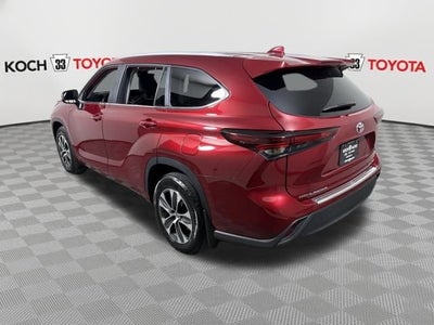 2025 Toyota Highlander XLE