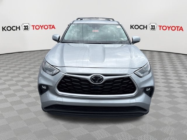 2025 Toyota Highlander LE