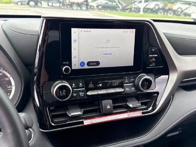 2025 Toyota Highlander LE