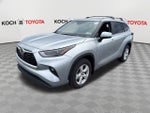 2025 Toyota Highlander LE