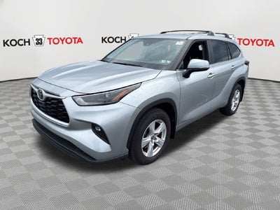 2025 Toyota Highlander LE