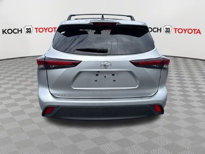 2025 Toyota Highlander LE