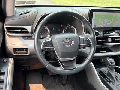 2023 Toyota Highlander XLE