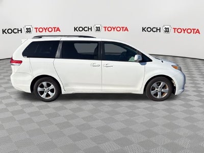 2011 Toyota Sienna LE