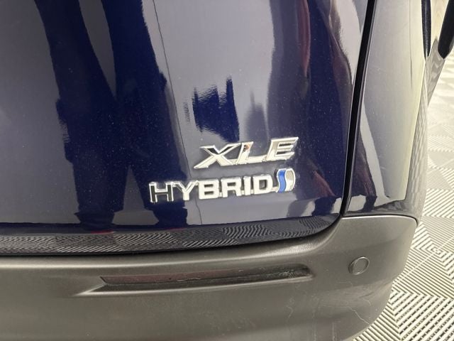 2022 Toyota Sienna XLE 7 Passenger