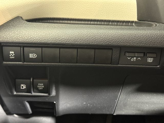 2023 Toyota Sienna XLE 7 Passenger