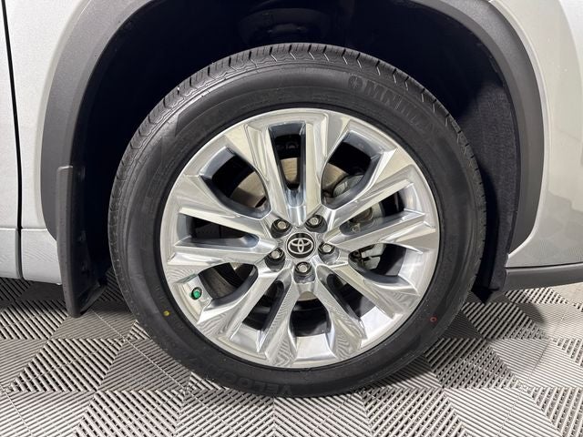 2022 Toyota Highlander Limited