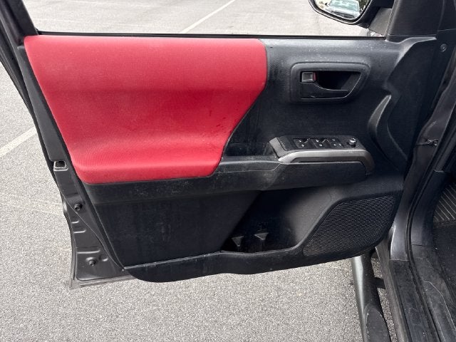 2017 Toyota Tacoma SR5 V6