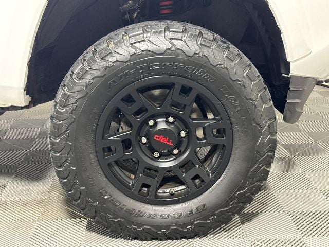 2020 Toyota Tacoma SR5 V6
