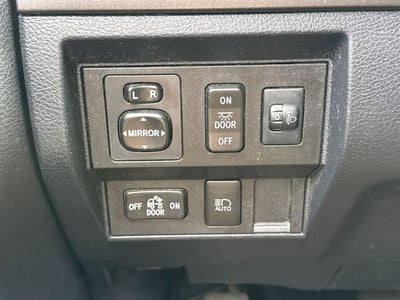 2018 Toyota Tundra SR5 5.7L V8