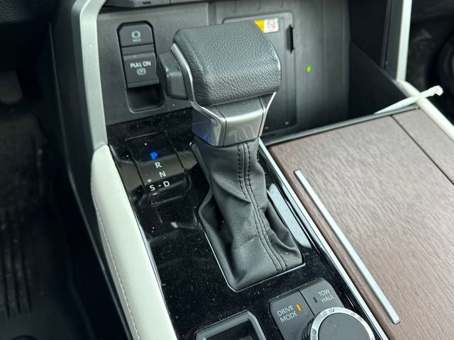 2024 Toyota Sequoia Capstone