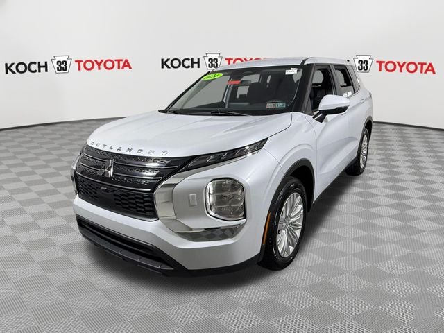 2024 Mitsubishi Outlander ES