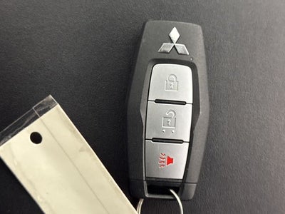 2024 Mitsubishi Outlander ES